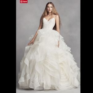 White by Vera Wang Dresses - White VERA WANG Organza Rosette Wedding Dress 4 White by Vera Wang Dresses - White VERA WANG Organza Rosette Wedding Dress 4